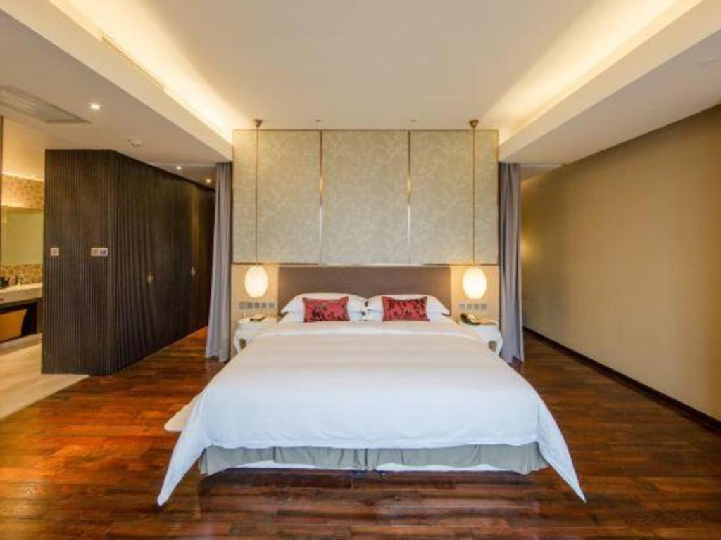 Maison New Century Hotel Dongguan Дунгуань Экстерьер фото