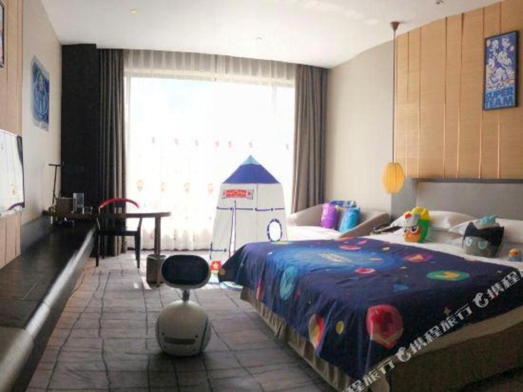 Maison New Century Hotel Dongguan Дунгуань Экстерьер фото