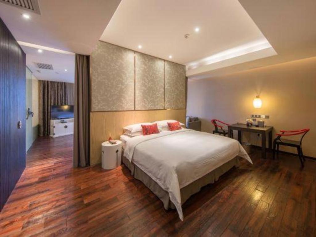 Maison New Century Hotel Dongguan Дунгуань Экстерьер фото