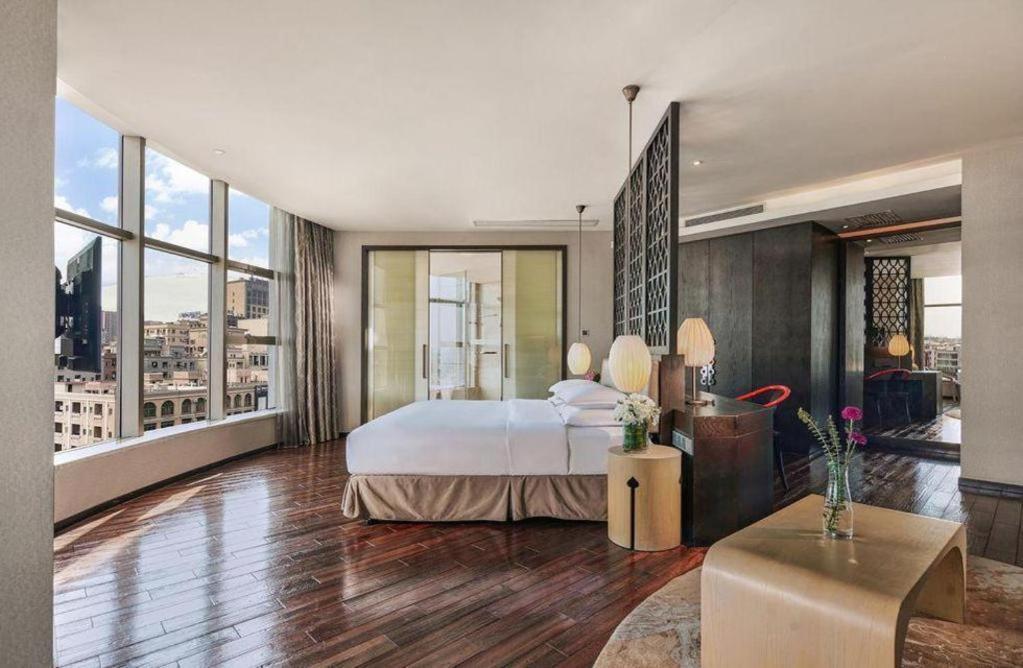 Maison New Century Hotel Dongguan Дунгуань Экстерьер фото
